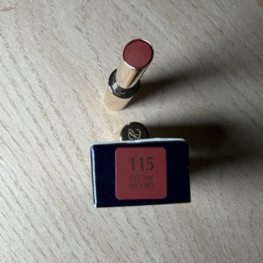 Estee Lauder 115 Off The Record Silk Matte Lipstick 12 Hour Wear NIB